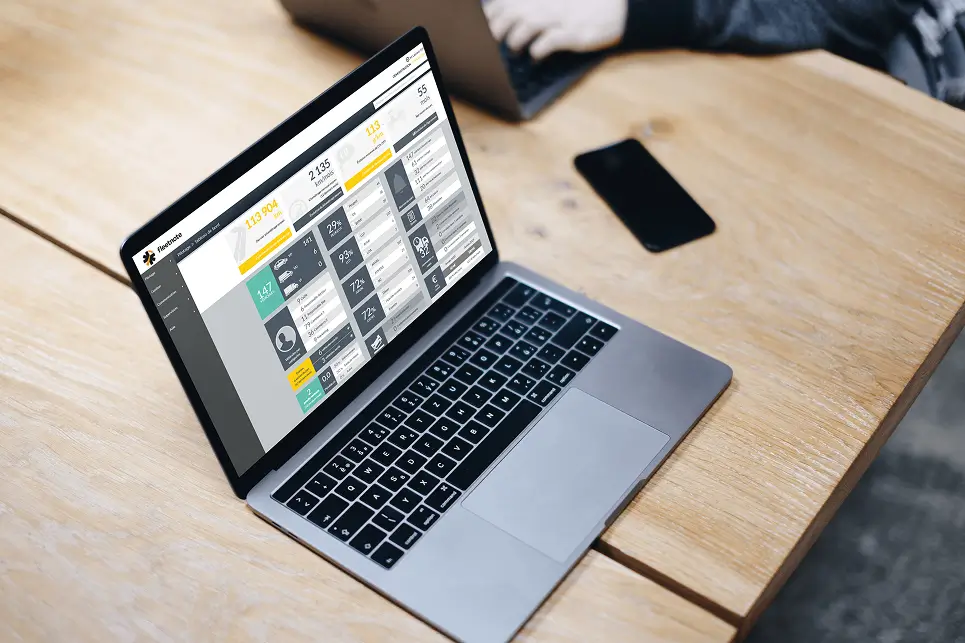 FleetNote : logiciel pour simplifier le calcul de la taxe incitative 2025 Interface du logiciel FleetNote pour la gestion automatisée de la taxe incitative 2025